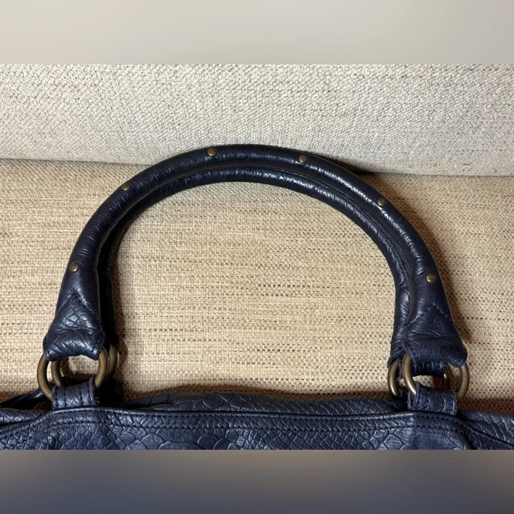 Moni Moni Splendor Tote Satchel PRICE DROP! - Picture 9 of 13